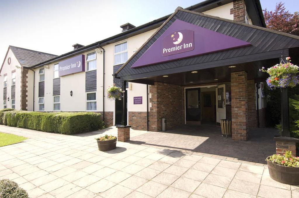 Premier Inn Newcastle Airport South Woolsington Exterior photo